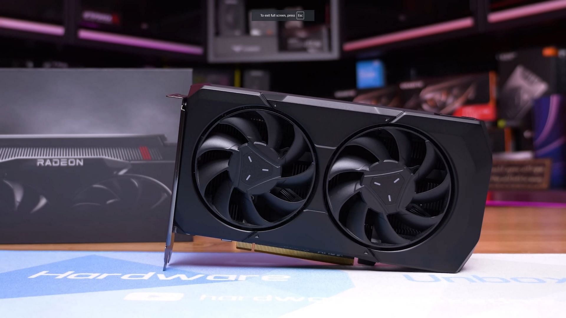 The RX 7600 (Image via @Hardware Unboxed/YouTube)