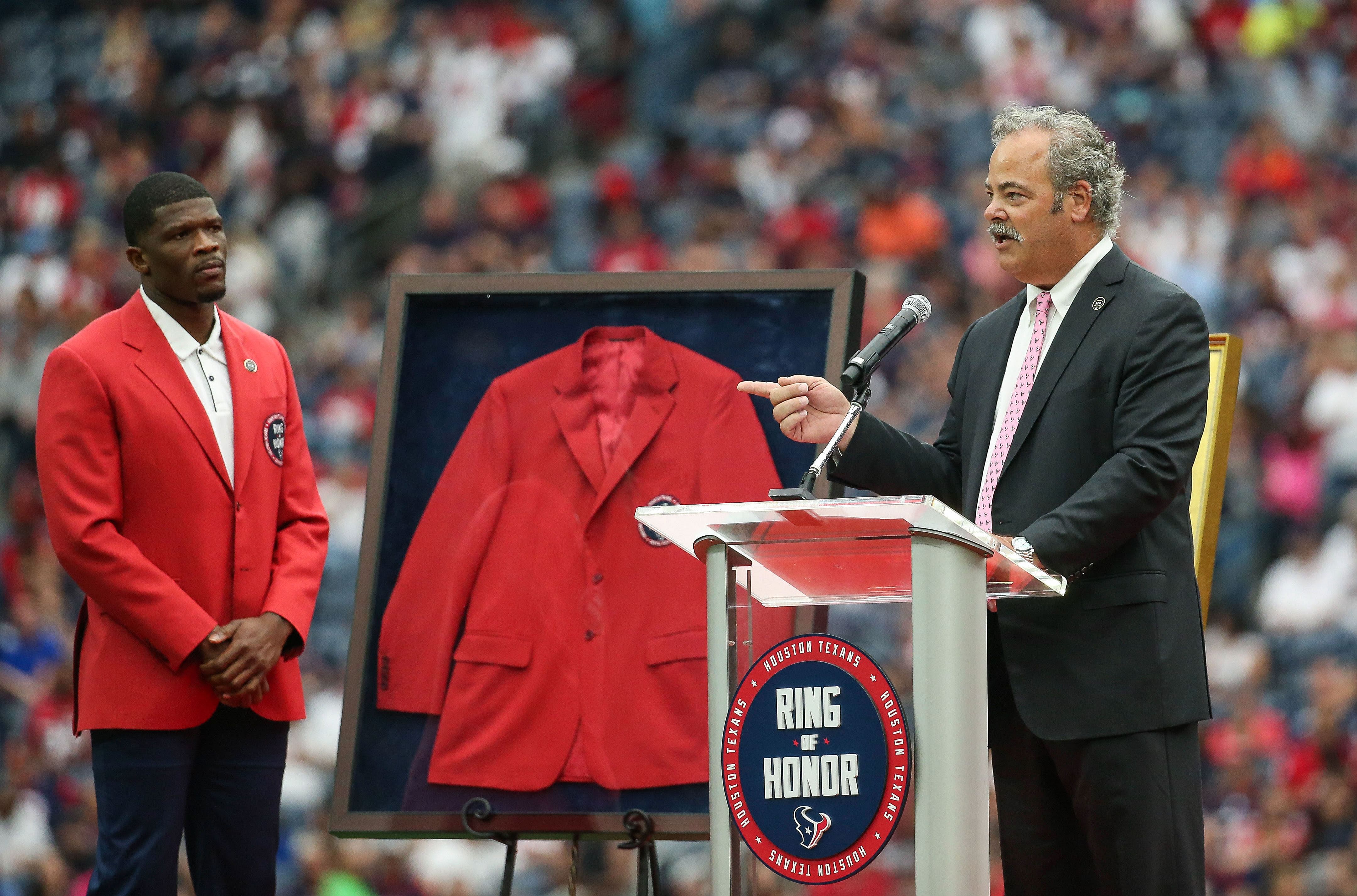 Houston Texans former player Andre Johnson (left)