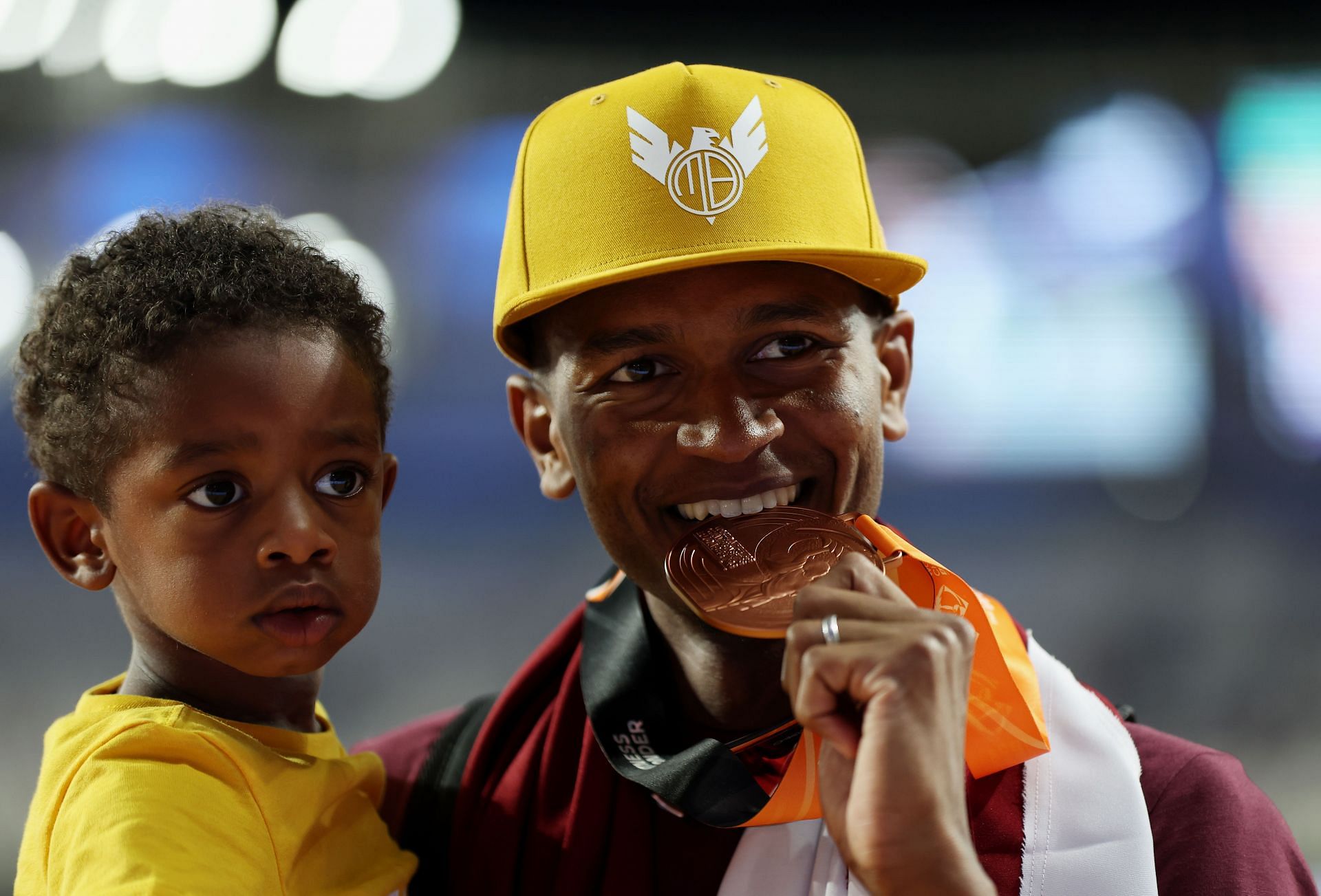 Foto de Mutaz Essa Barsham  & su  Hijo  Josef Essa Barshim