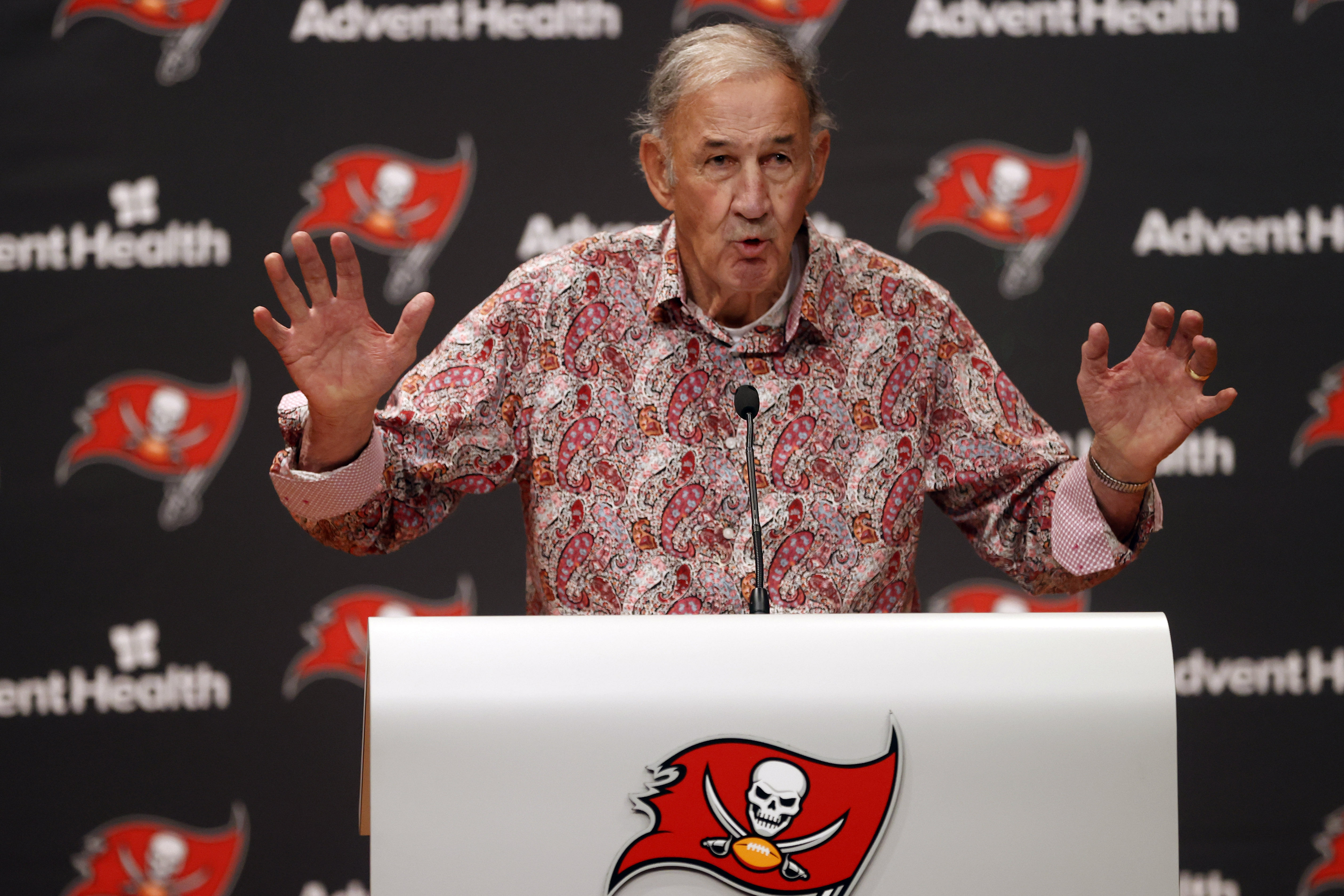 NFL: Tampa Bay Buccaneers-Ring of Honor Press Conference