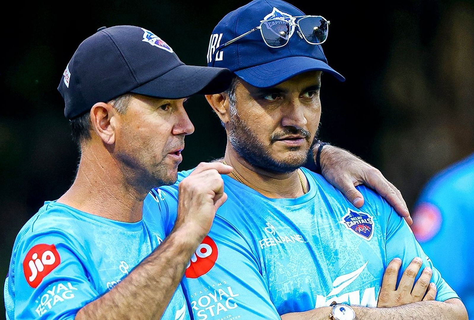 Sourav Ganguly (L) and Ricky Ponting. (PC: @DelhiCapitals on X)