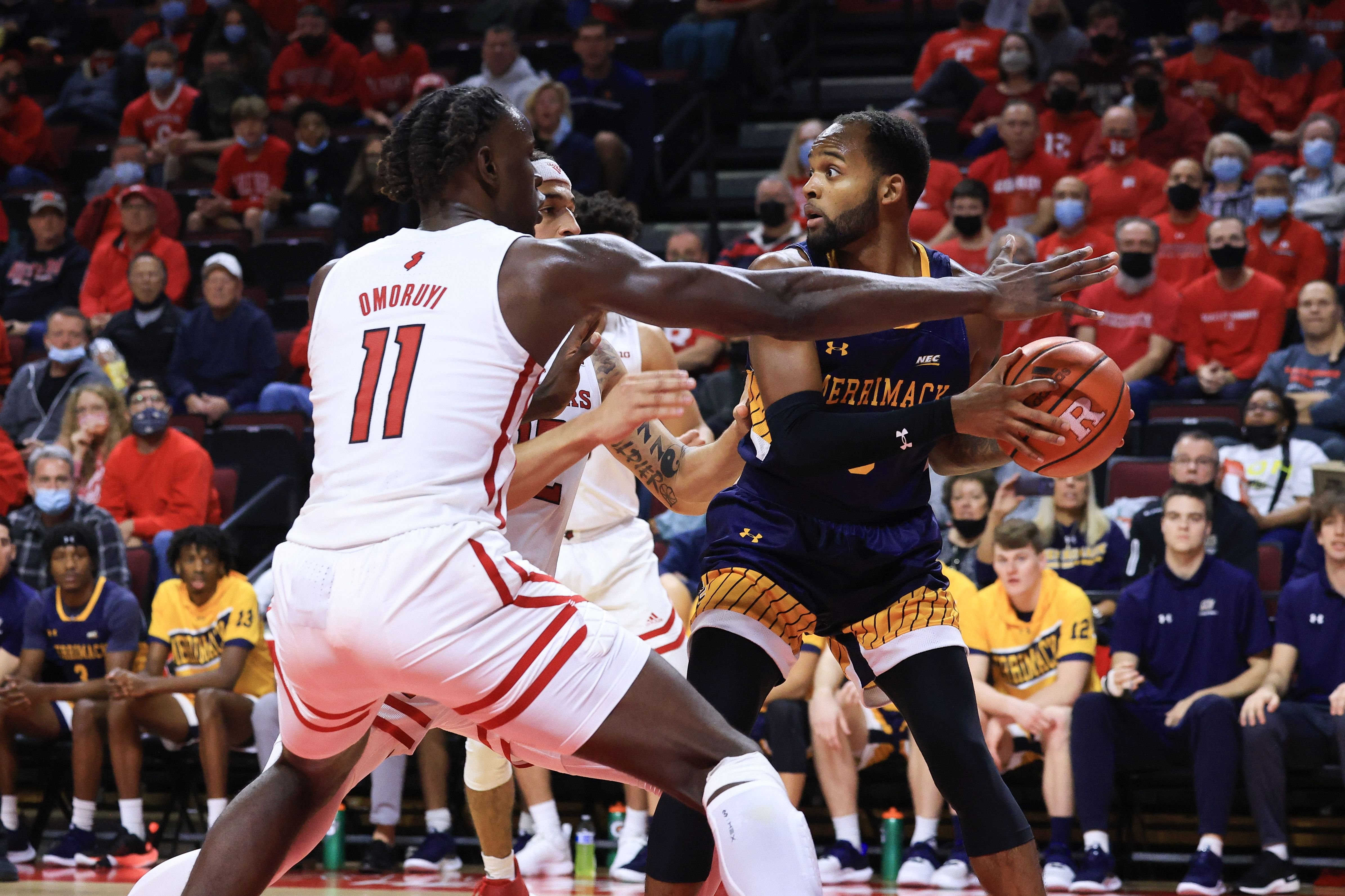 Former Rutgers center Cliff Omoruyi looks to star for Alabama in 2024-25. (Photo Credit: Vincent Carchietta - USA TODAY Sports)