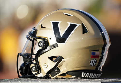 NCAA Football: Vanderbilt at Missouri