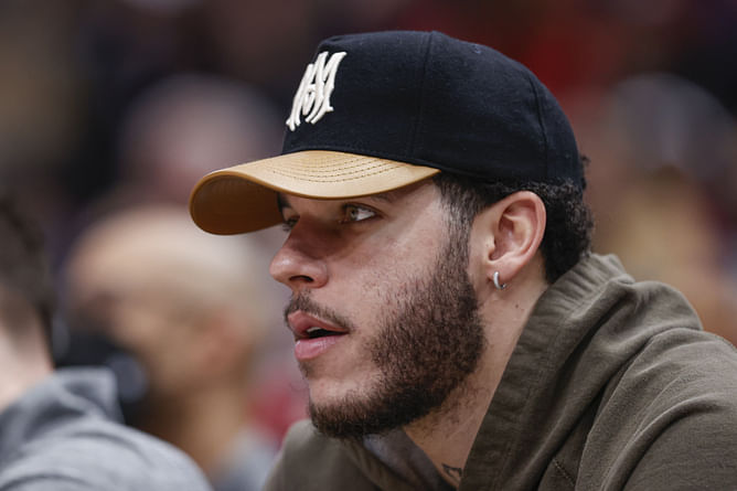 "League is better when Zo is healthy"- Josh Hart gives a shout-out to ex-Lakers teammate Lonzo Ball over impressive rehab video
