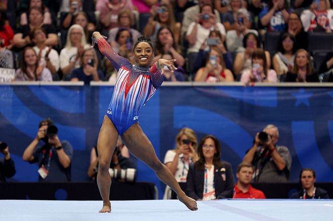 Simone Biles' 5 best floor routines of all time ranked ft. 2013 World Championships