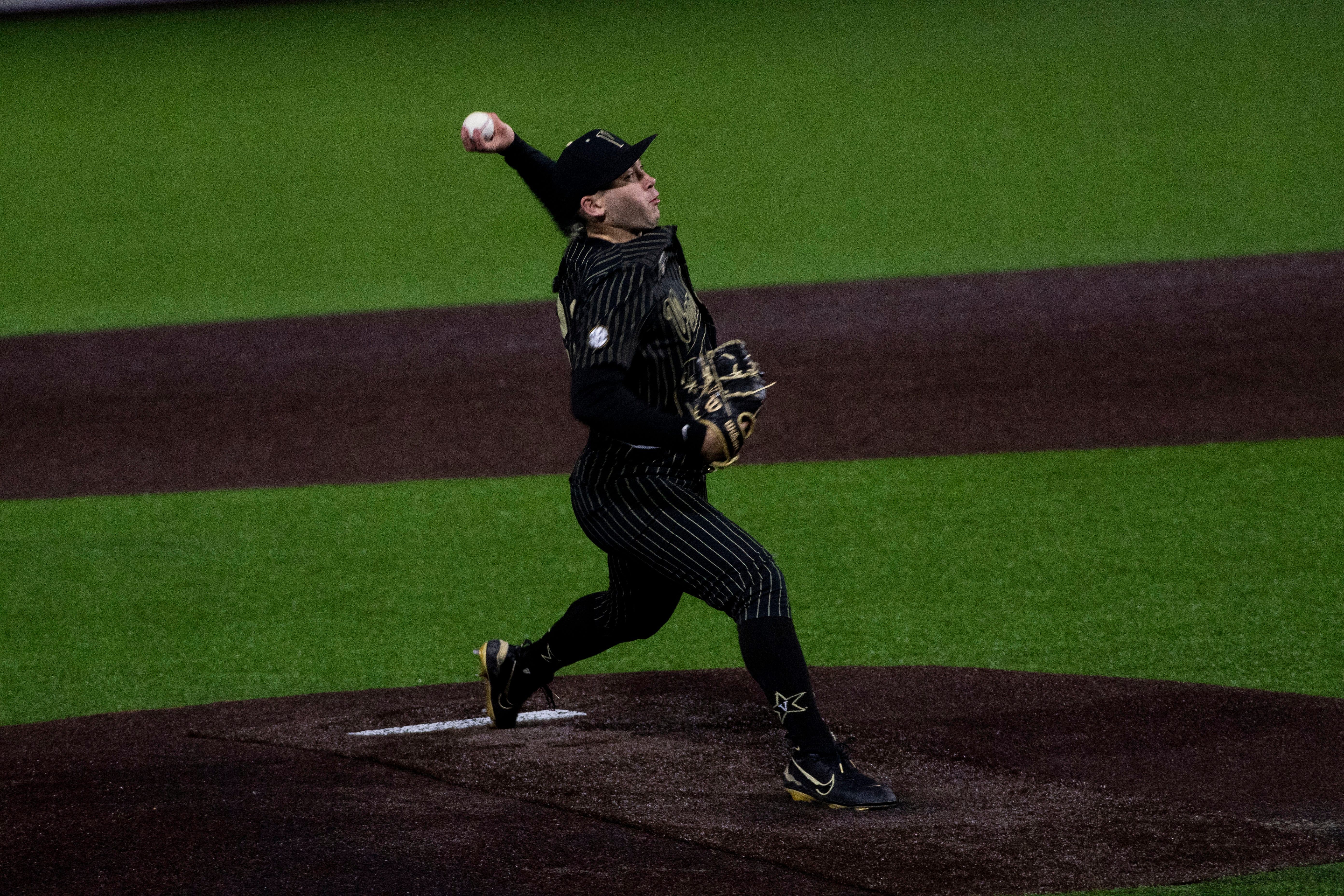 Carter Holton went 18-10 with a 4.09 ERA in 41 games for Vanderbilt (Image Source: IMAGN).