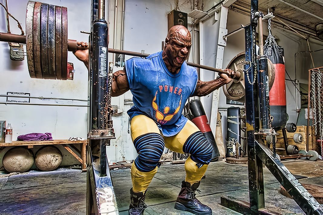 Ronnie Coleman Squat via @ronniecoleman8 on Instagram