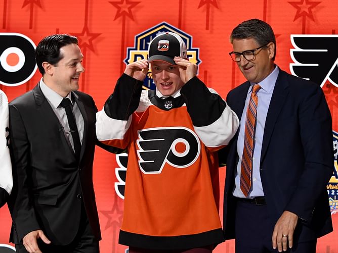 Flyers GM Daniel Brière shares how he hilariously introduced Matvei Michkov to his new $7,000,000 worth teammate