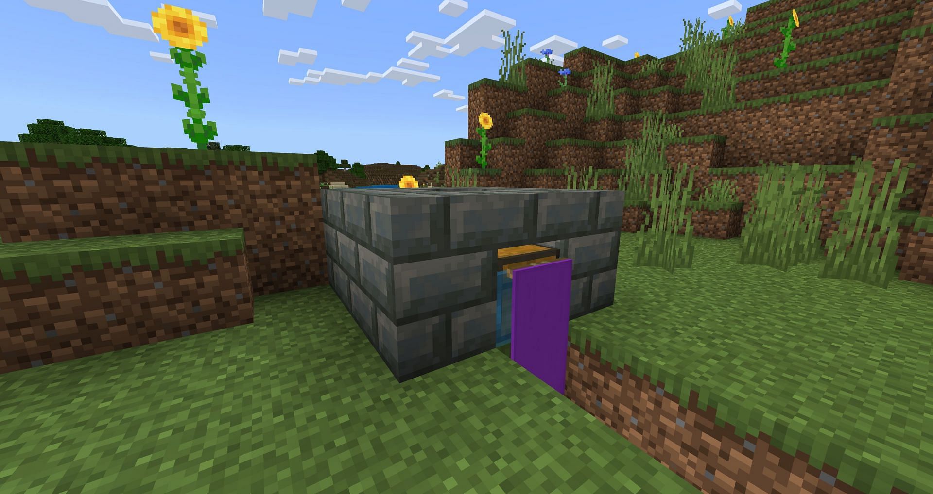 The water and walls added to the upper chest (Image via Mojang)