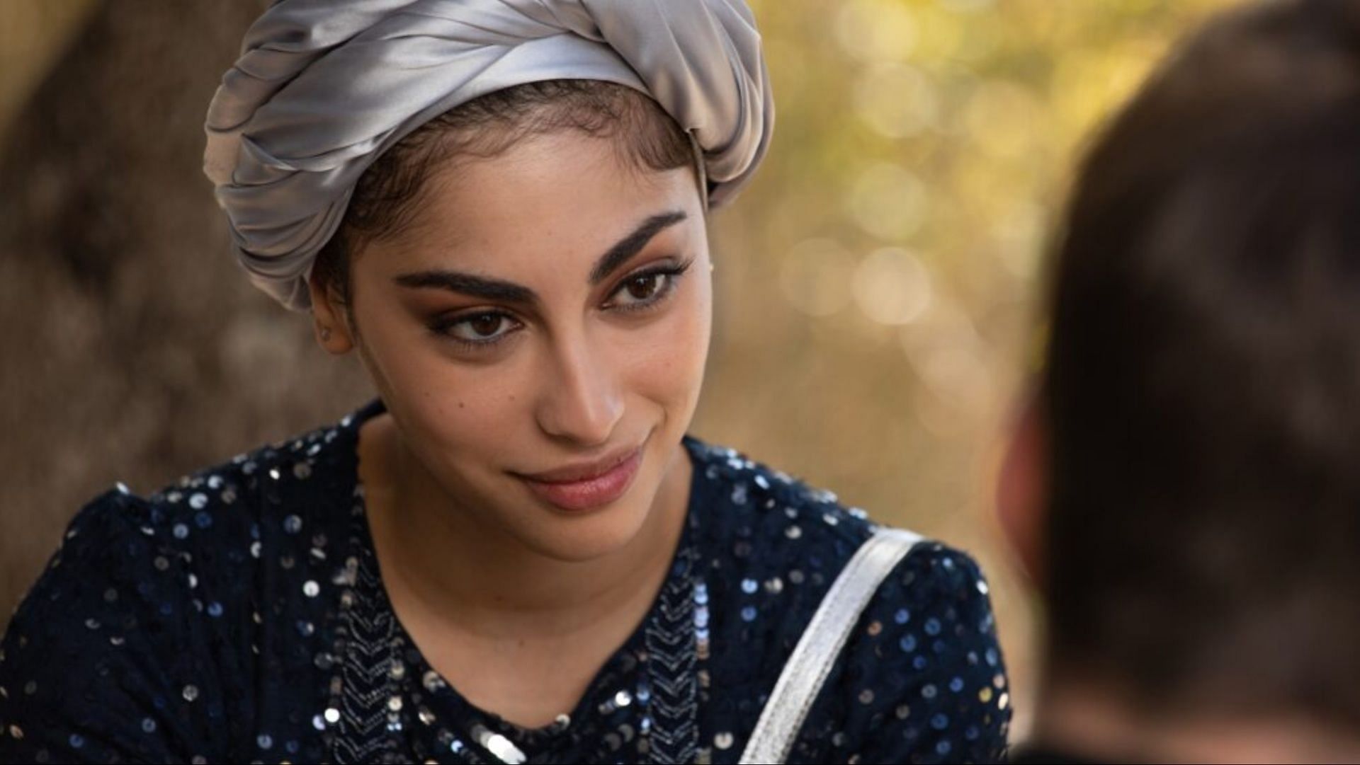 Mina El Hammani as Nadia (Image via Netflix)