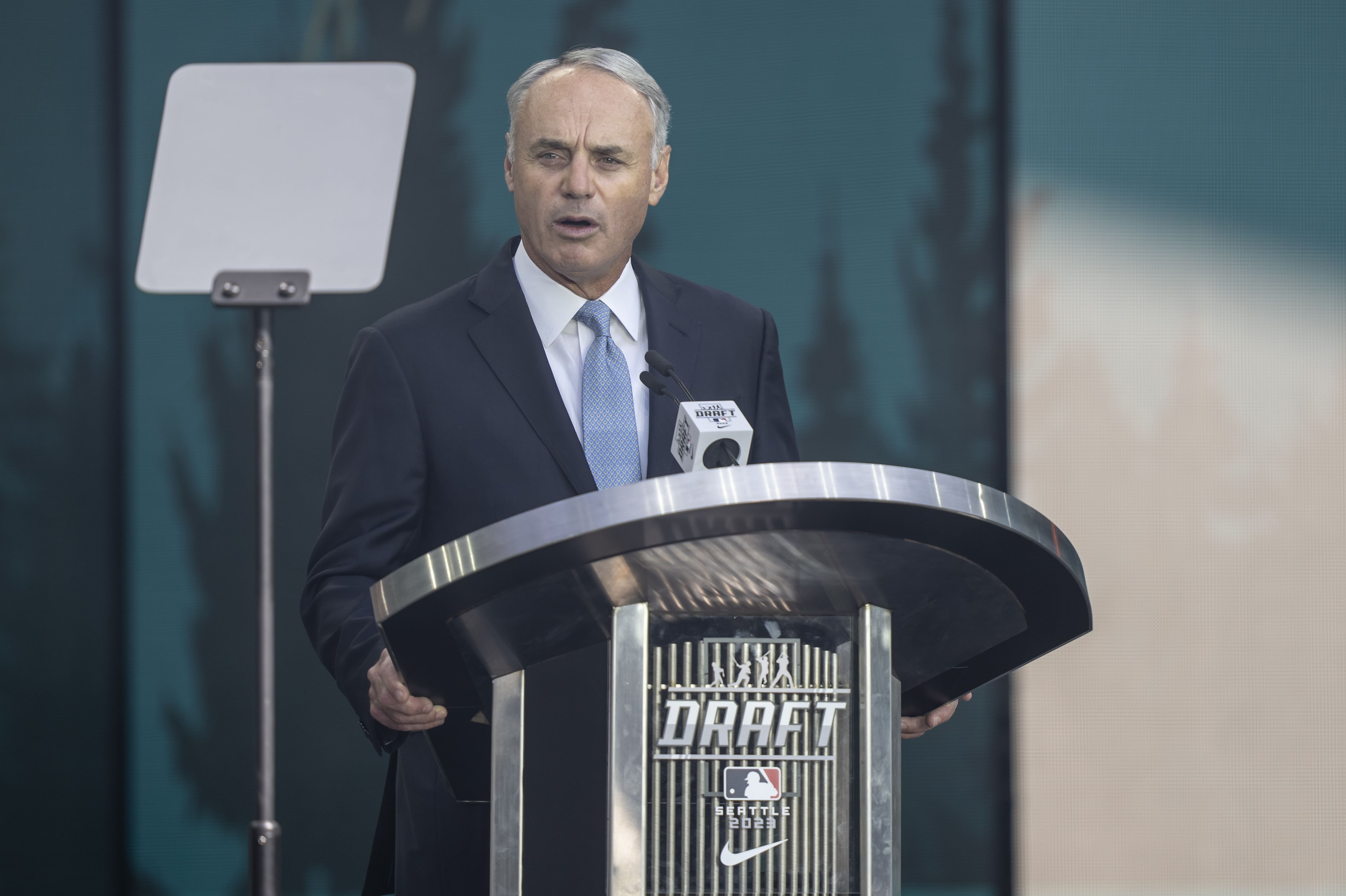 MLB Draft - Rob Manfred (Image via USA Today)