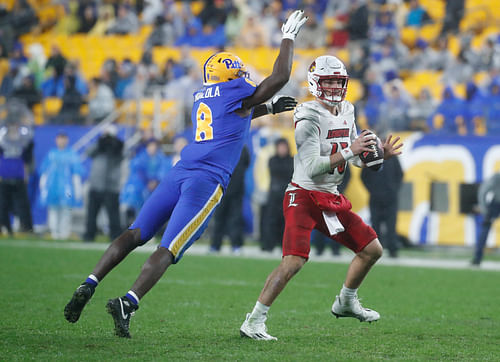 NCAA Football: Louisville at Pittsburgh - Source: Imagn