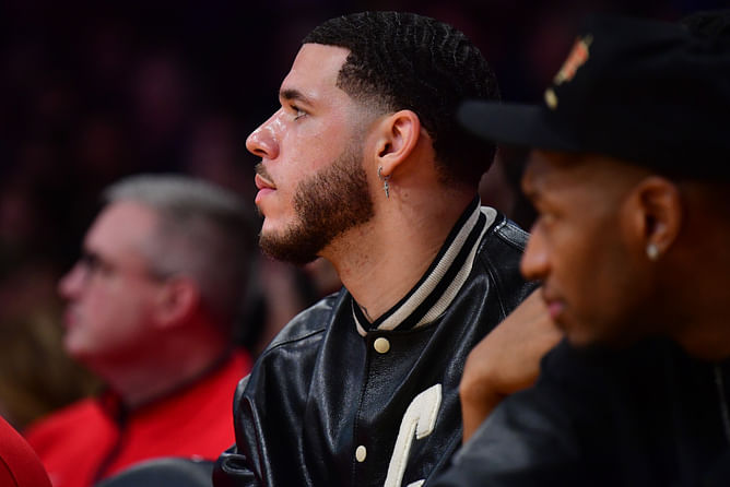 Contrary to reports, Bulls HC hints team is not looking to move Lonzo Ball: “He’s a guy that everyone enjoys playing with”