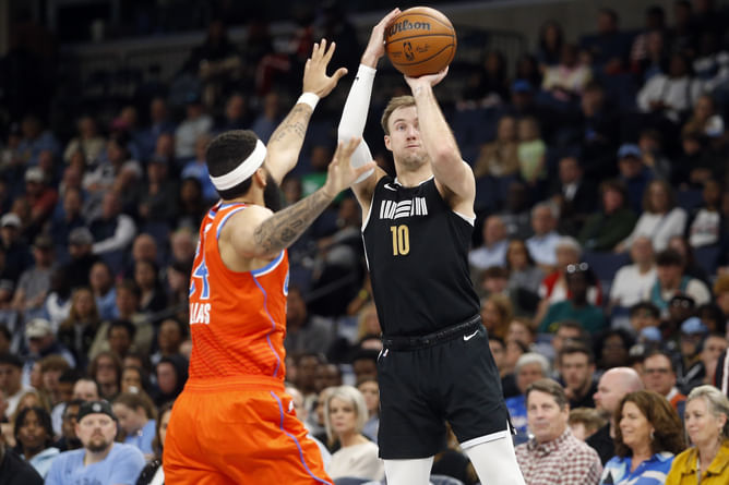 5 players Philadelphia 76ers can target to fill out their depth around new big 3