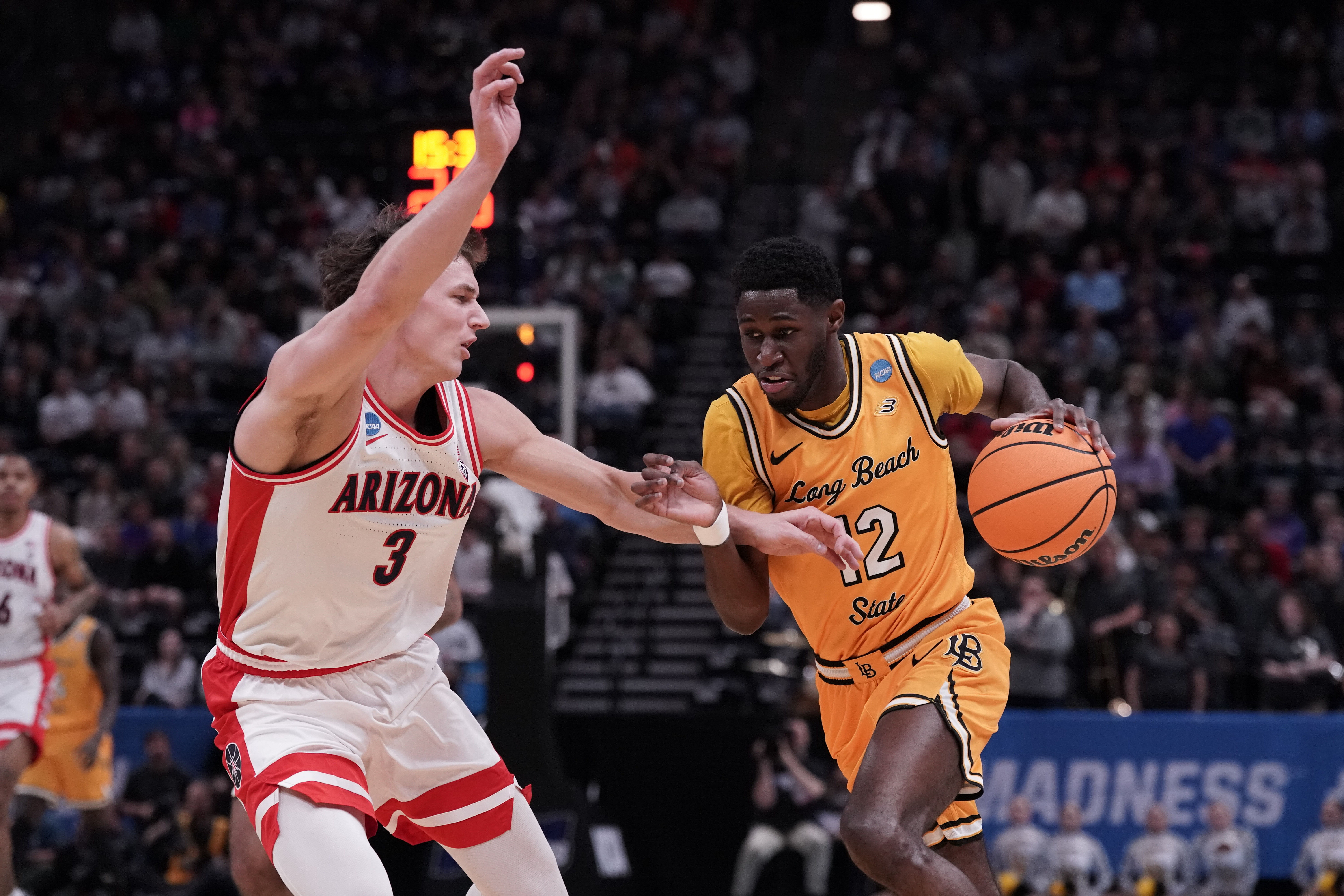 SEC's Jadon Jones tallied 12.1 ppg for Long Beach State this past season (Image Source: IMAGN)