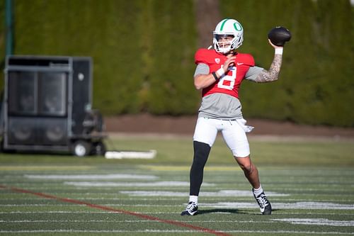 Oregon QB Dillon Gabriel and his Ducks could be the upstarts of the Big Ten Media Days. (Photo Credit: The Register Guard)