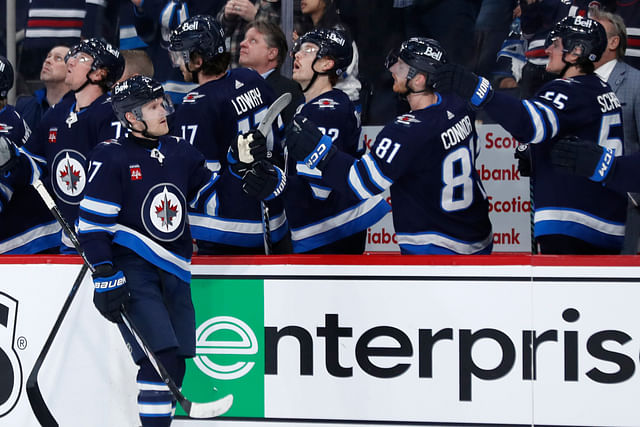 NHL: Calgary Flames at Winnipeg Jets