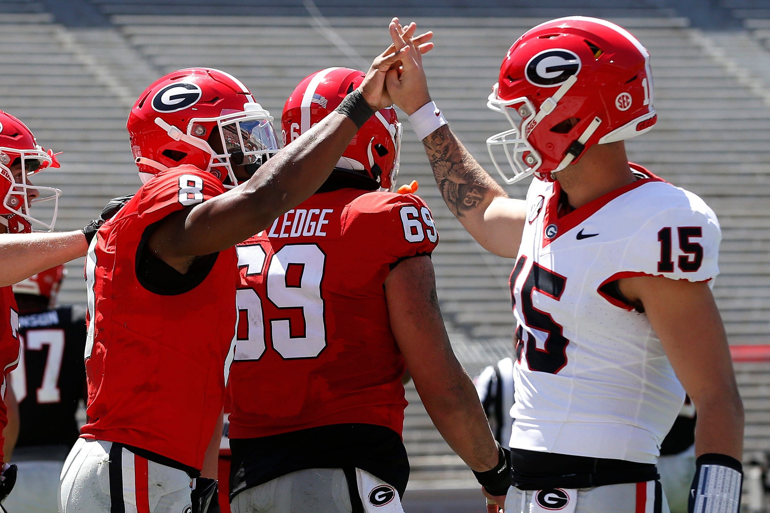 Georgia wide receiver Colbie Young (8) coal celebrates with Georgia quarterback Carson Beck (15). (Image by IMAGN)