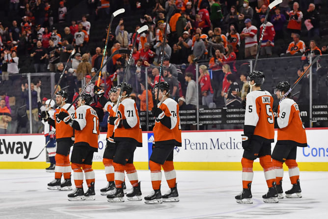 NHL Mock Trade: Philadelphia Flyers' $33,000,000 top forward to Jets in exchange for Rutger McGroarty