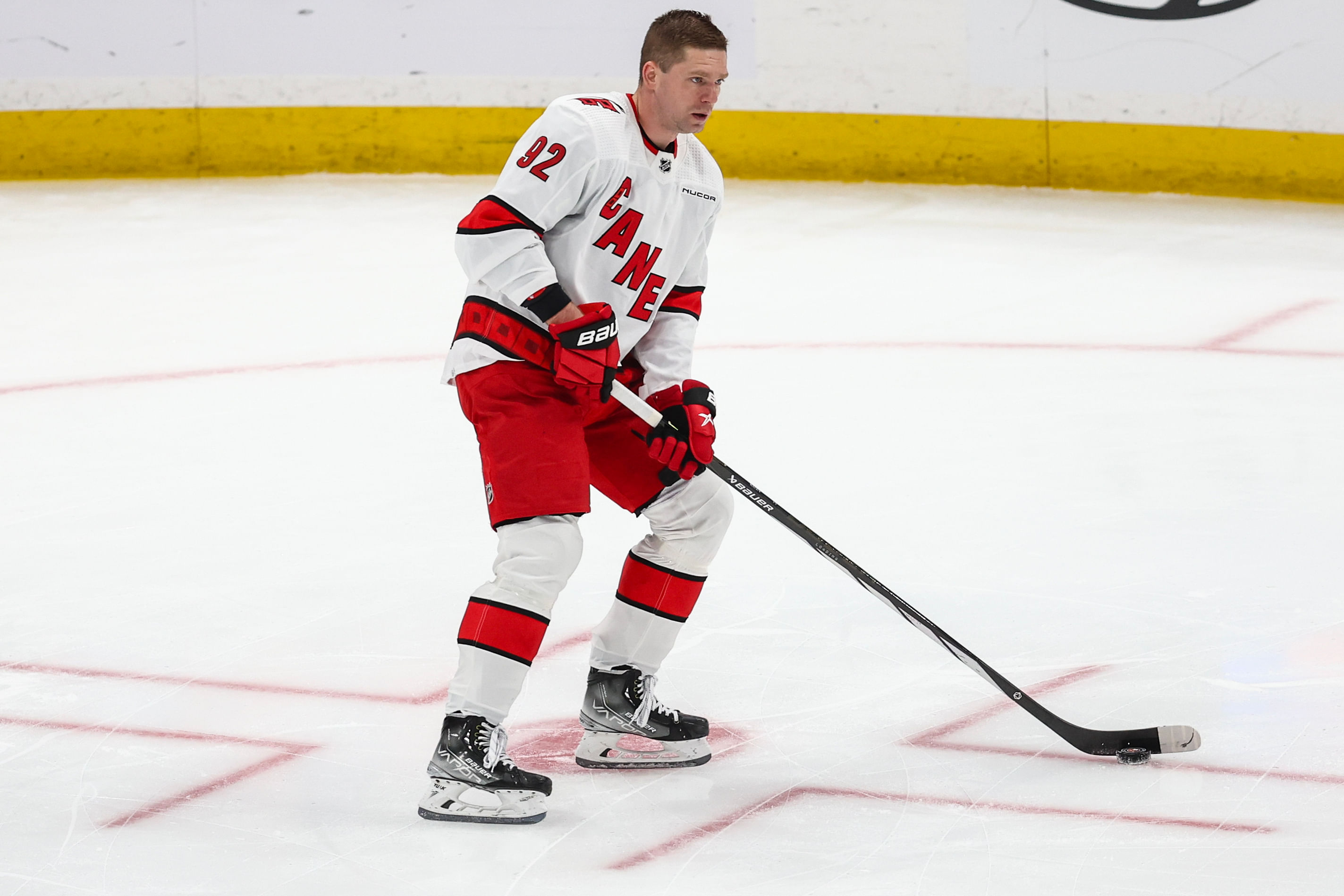 NHL: Stanley Cup Playoffs-Carolina Hurricanes at New York Islanders