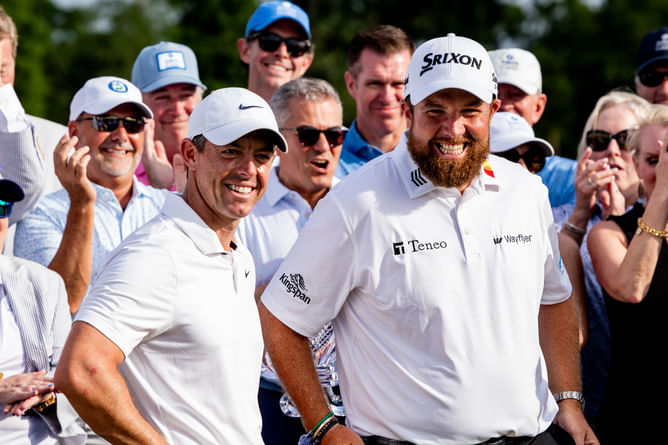 WATCH: Rory McIlroy and Shane Lowry do a photoshoot with the Olympic rings at Le Golf National
