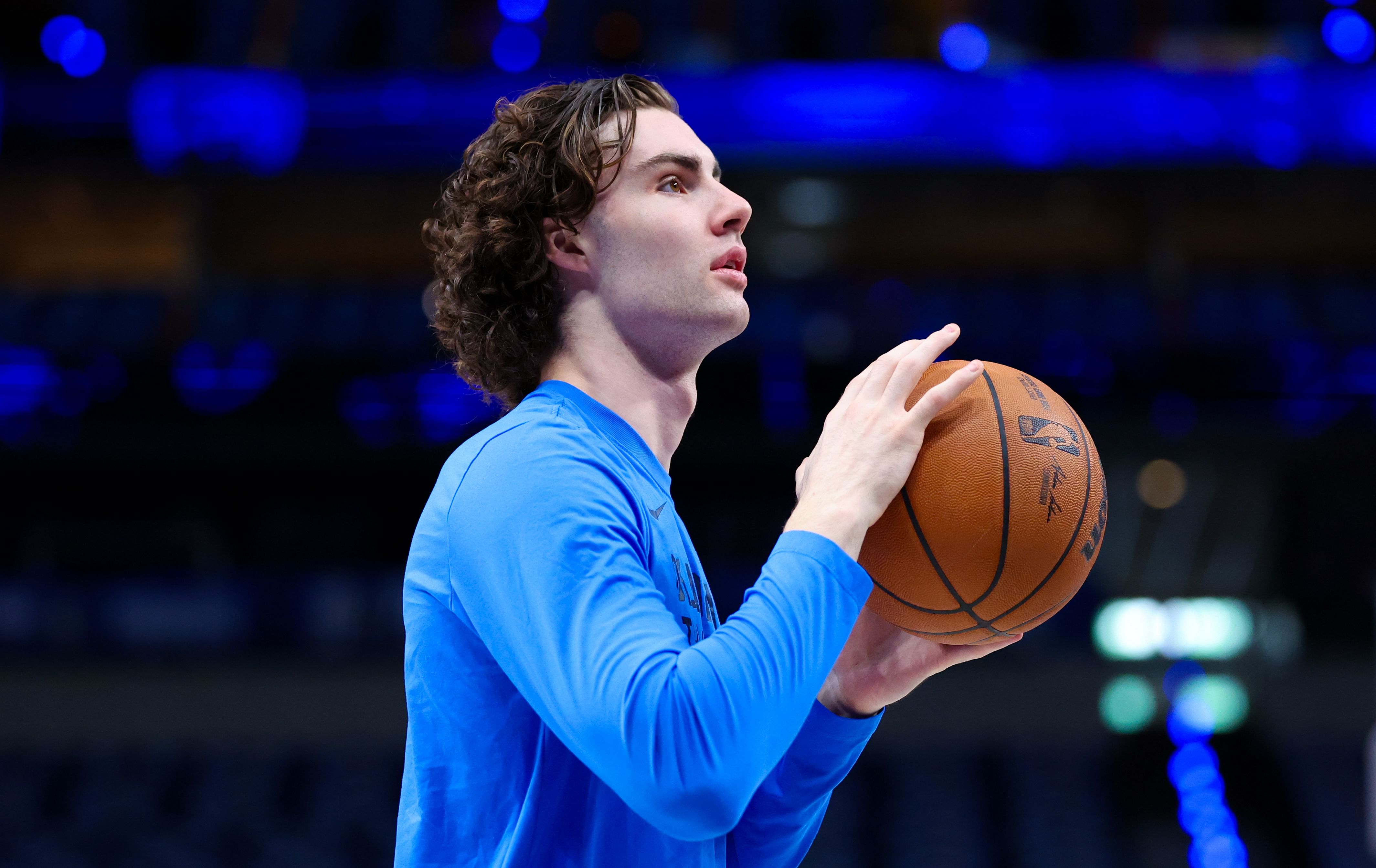 Josh Giddey warms up before an NBA playoff game against the Dallas Mavericks at American Airlines Center. Photo Credit: Imagn