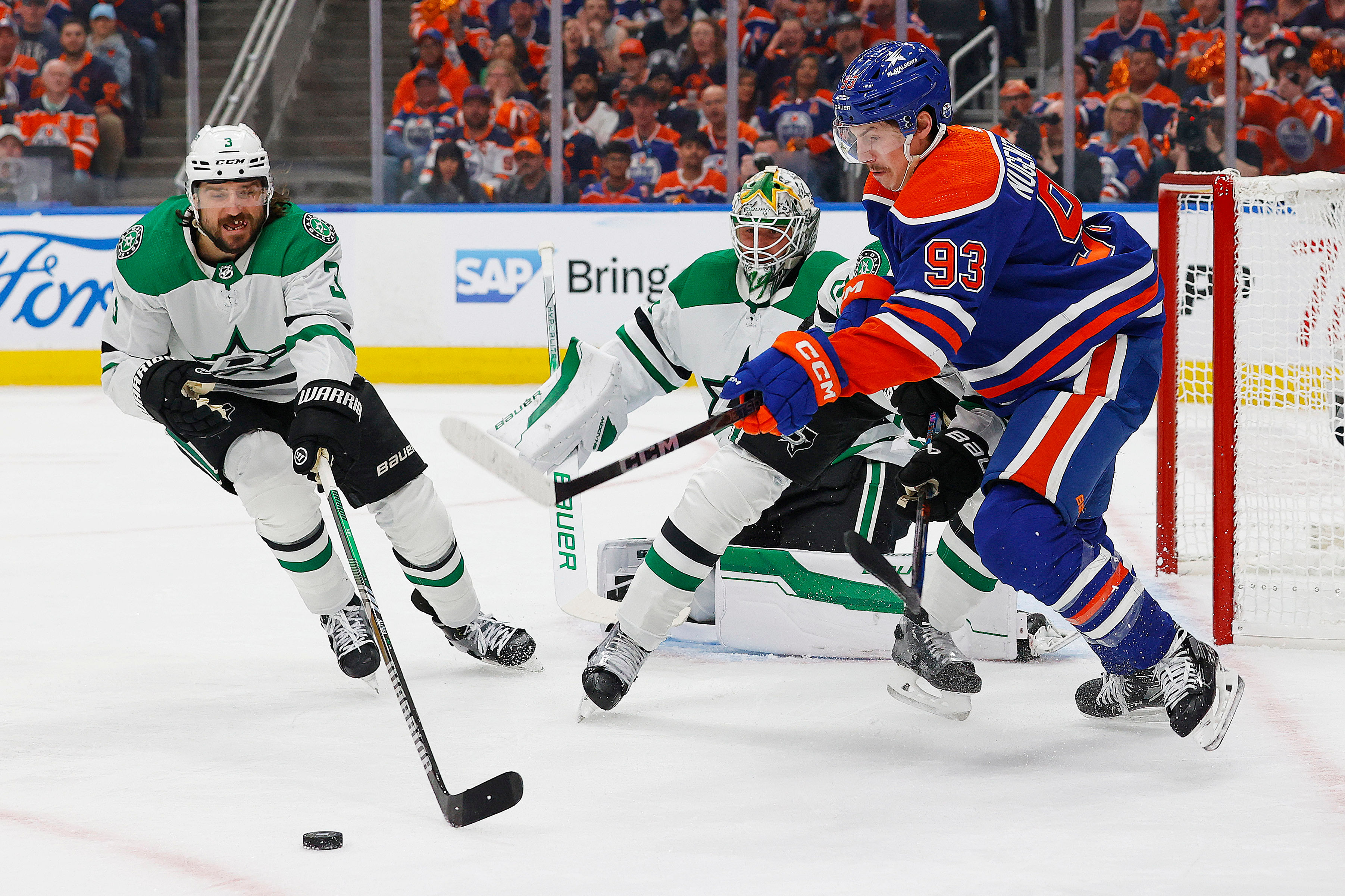 NHL: Stanley Cup Playoffs-Dallas Stars at Edmonton Oilers