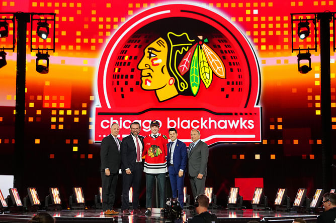 Top 5 Chicago Blackhawks prospects to watch out for in 2024 NHL season ft. Marek Vanacker