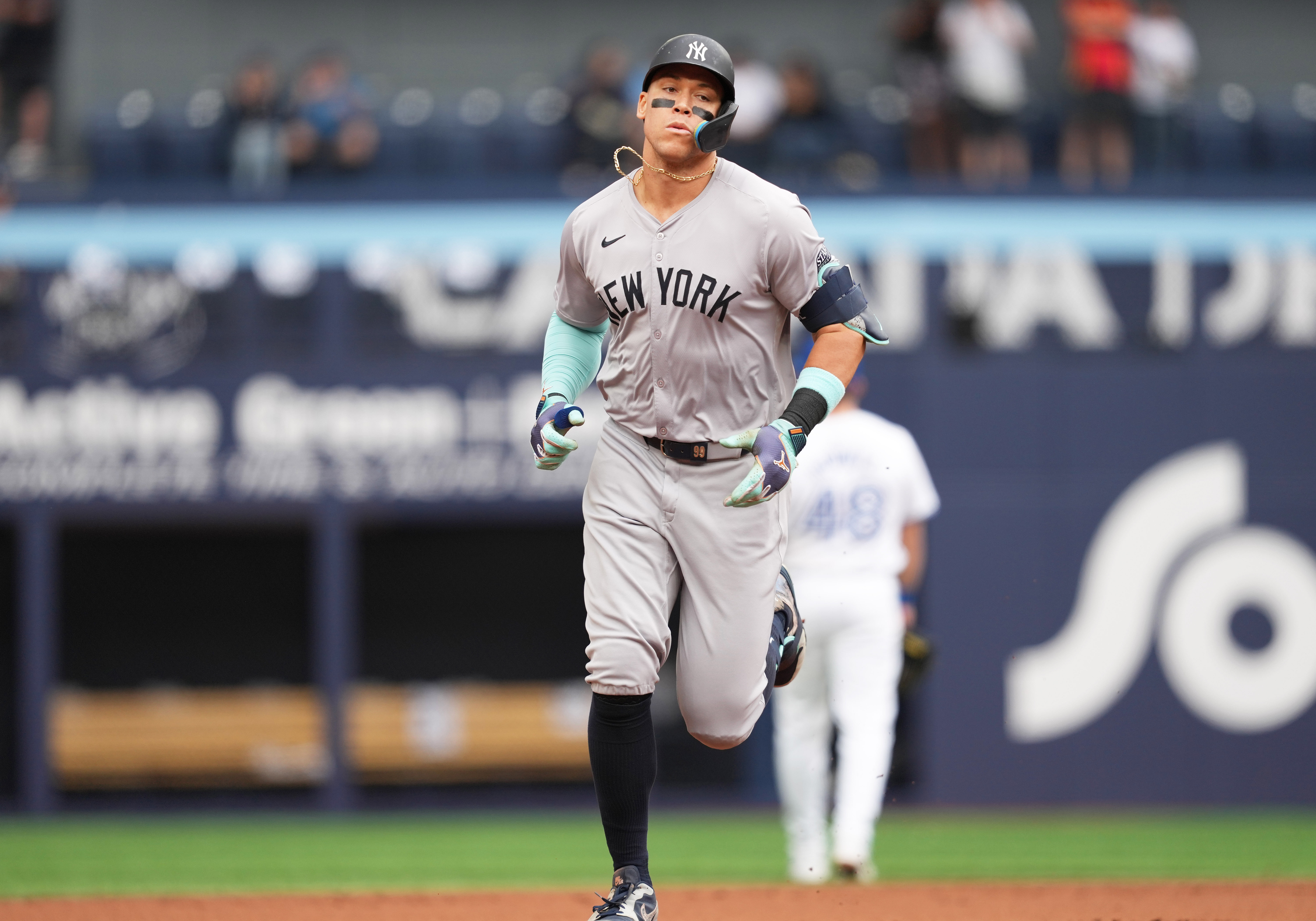 Will Aaron Judge hit a home run today?