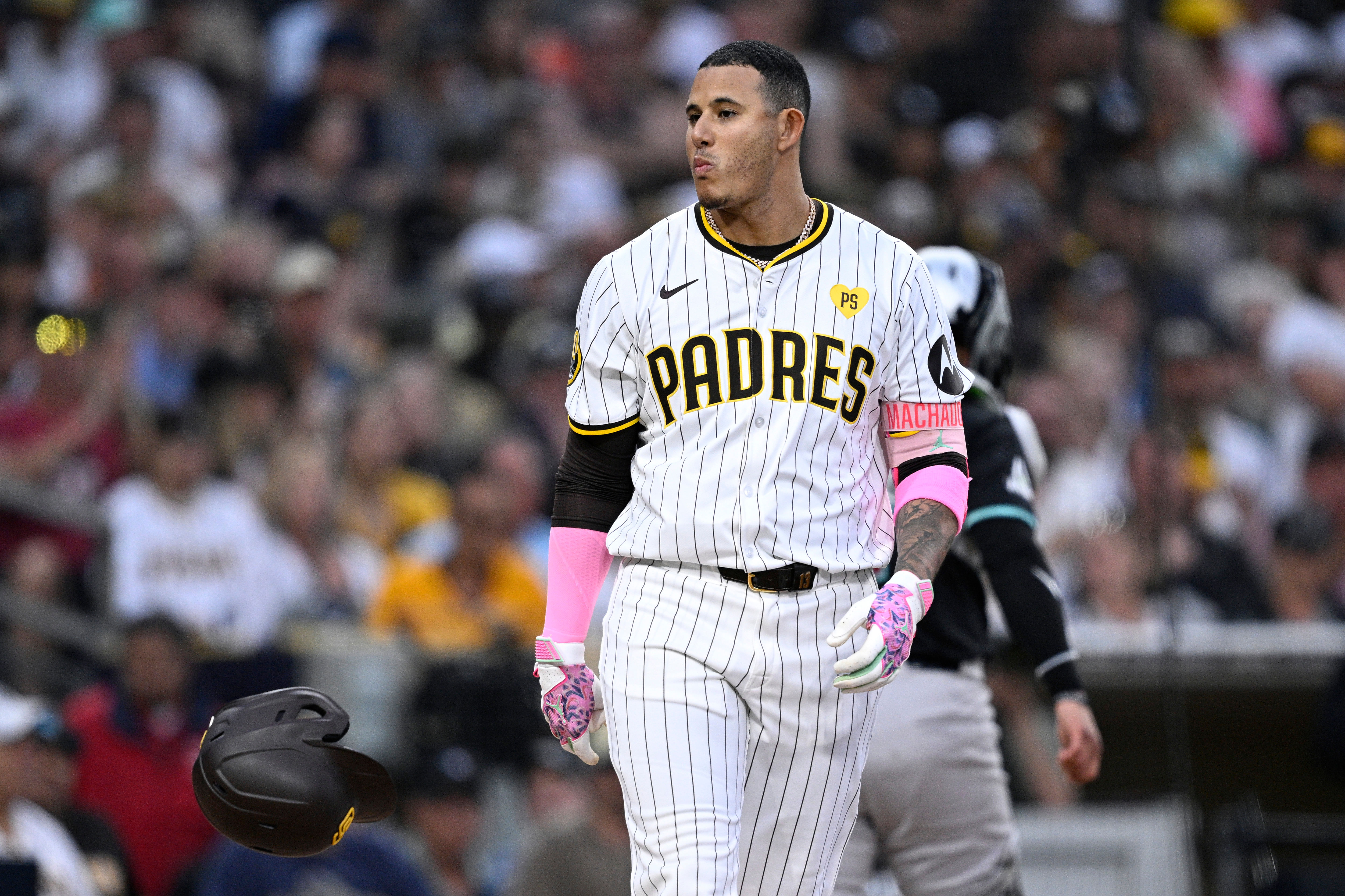 Manny Machado helped the Padres win a wild contest (Imagn)