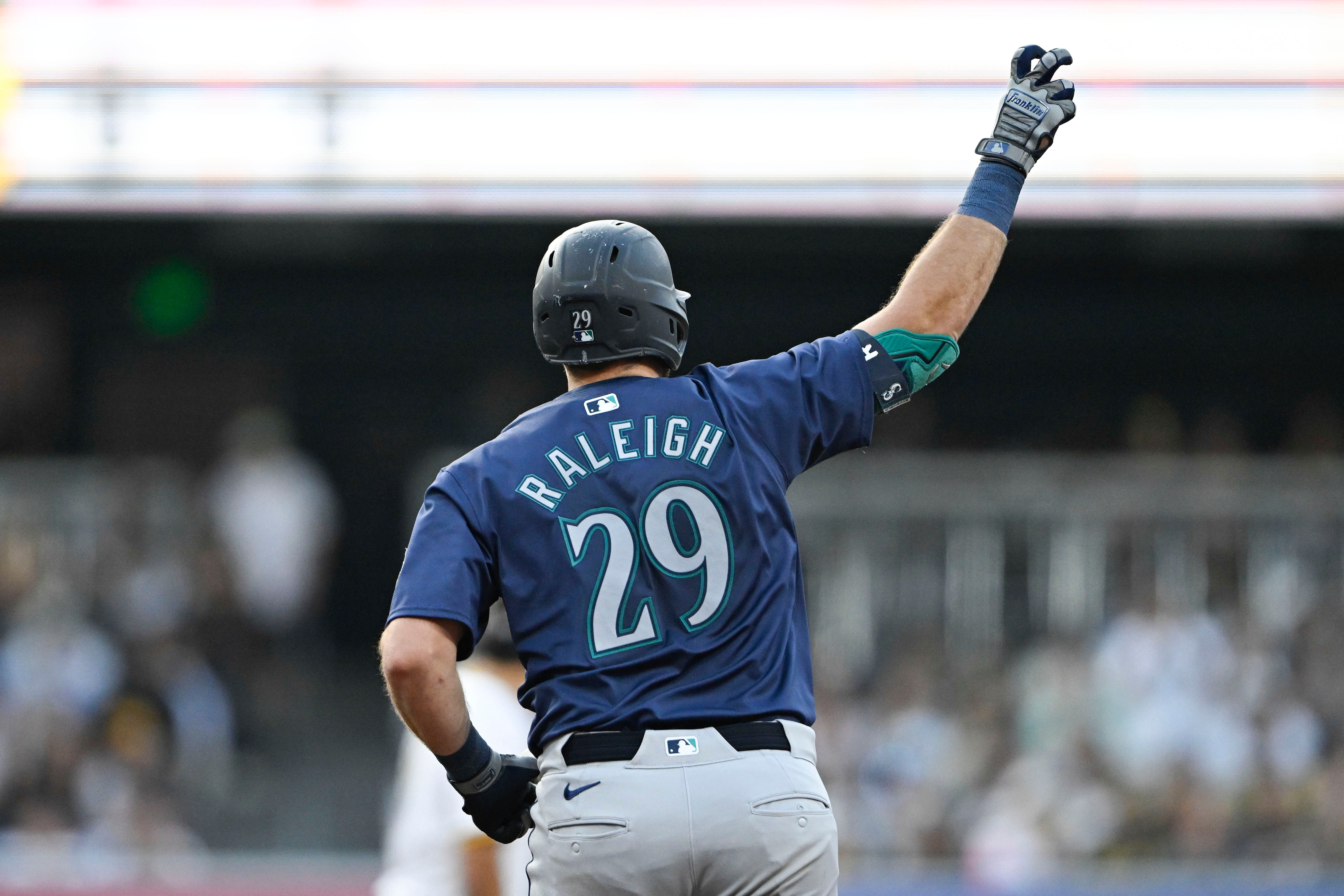 Cal Raleigh has hit 17 home runs so far (Imagn)