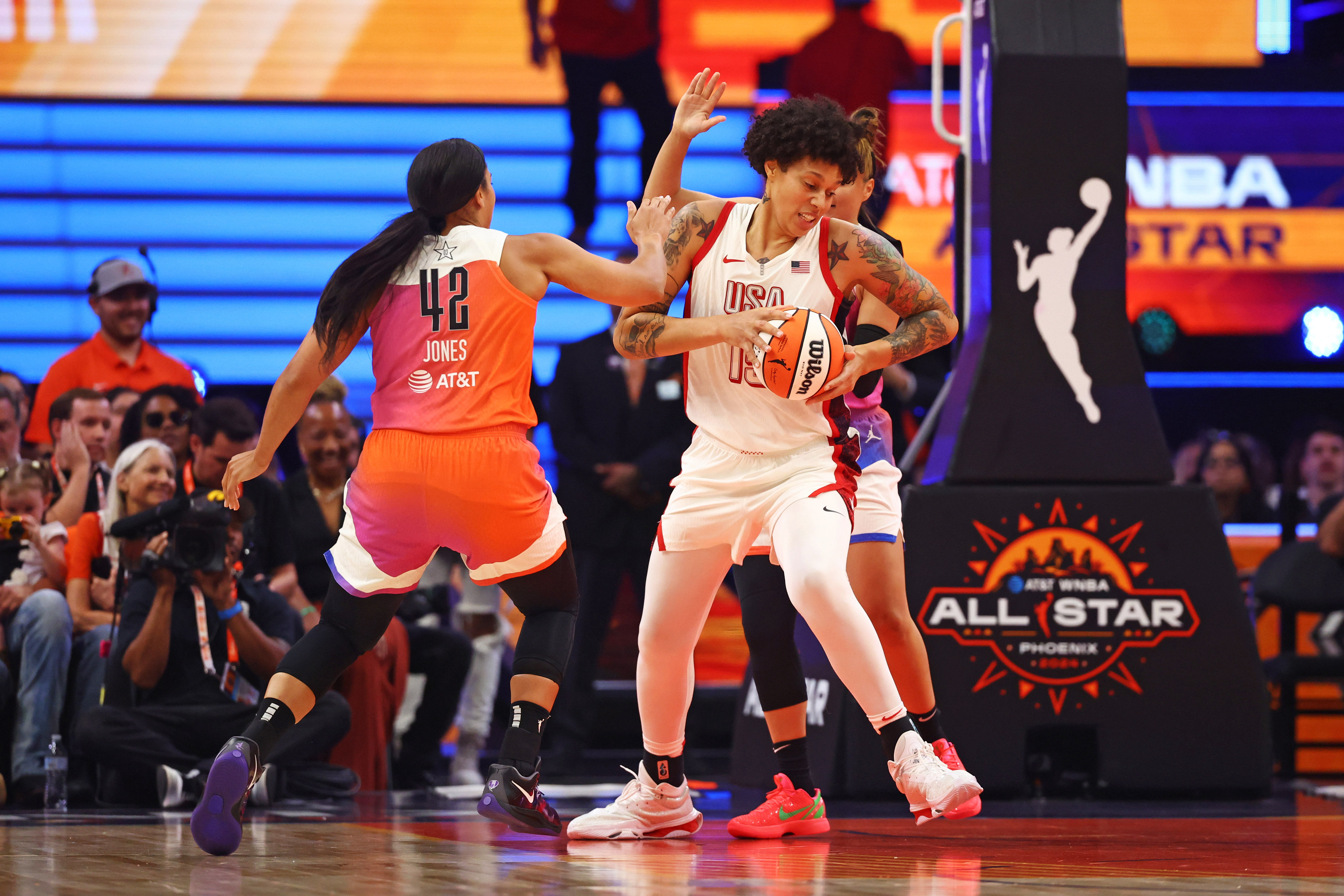 Women&#039;s National Team forward Brittney Griner controls the ball at Footprint Center. Photo Credit: Imagn