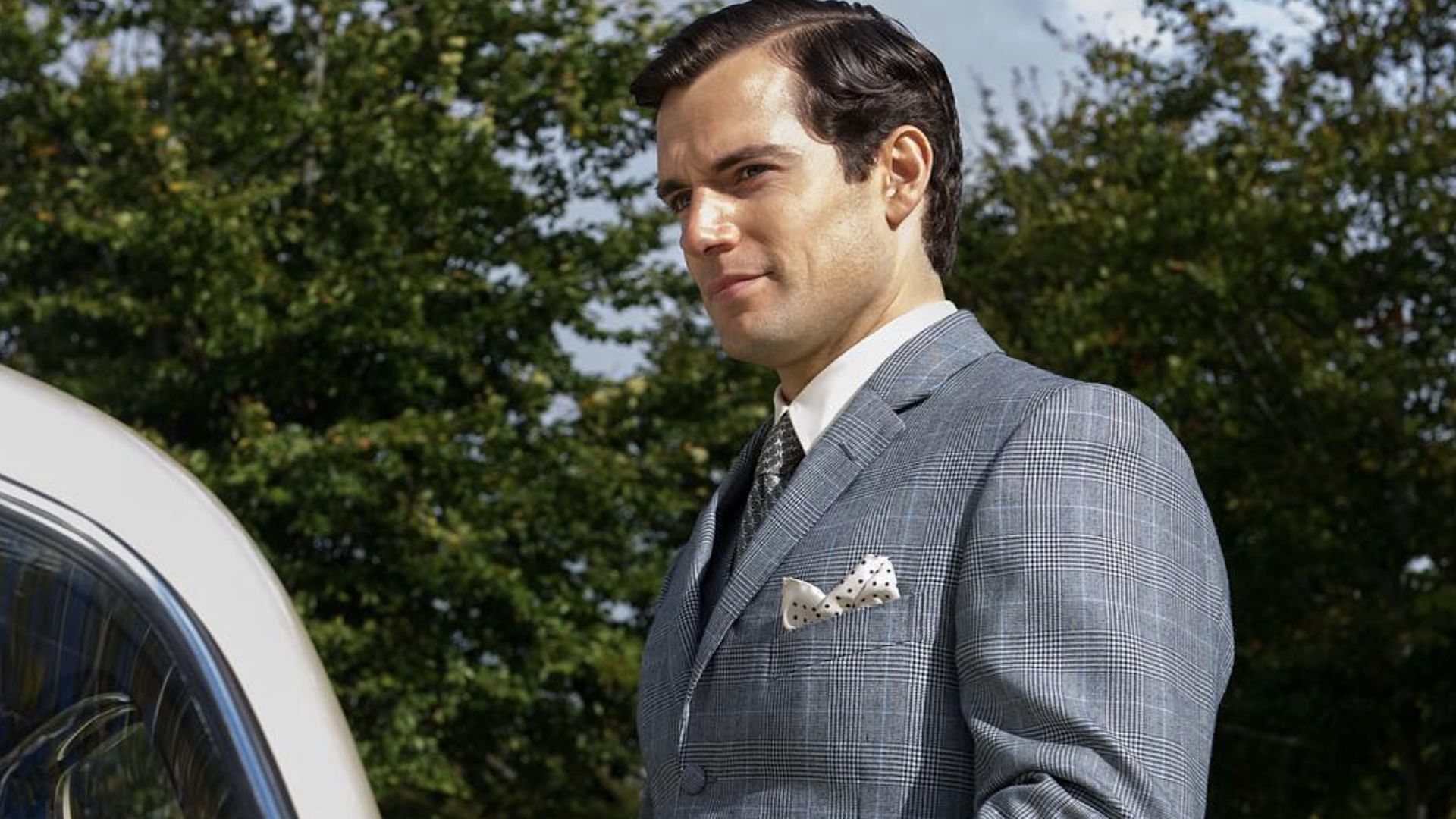 Henry Cavill as Napoleon Solo (Image via Instagram / themanfromuncle)