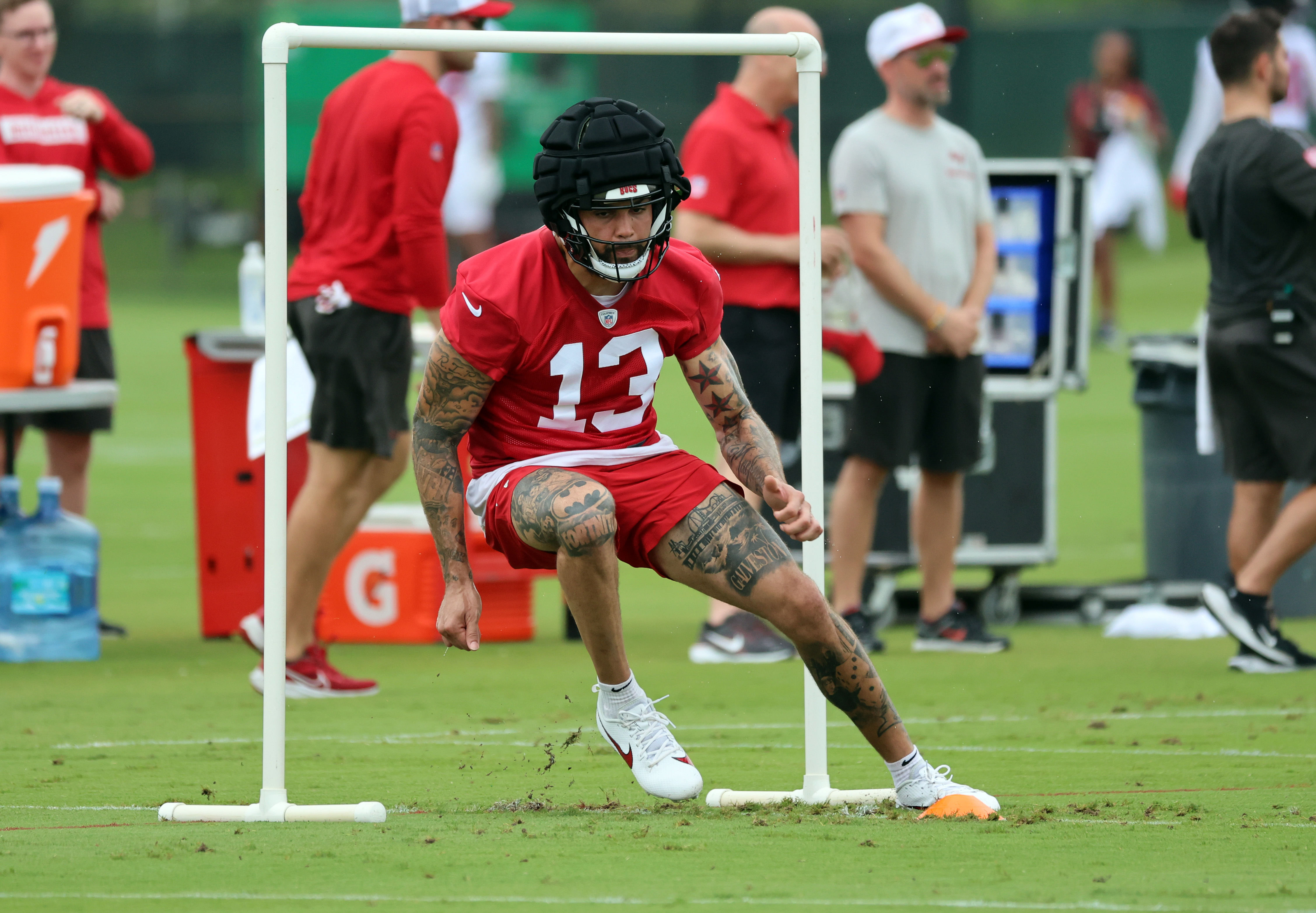 Mike Evans will still dominate (IMAGN)