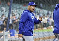 "I just wanted to clarify" - Dave Roberts explains bizarre incident that led to LA Dodgers' embarrassing loss against rival Padres