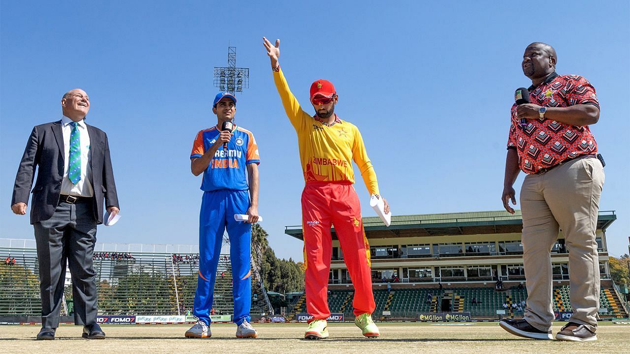 भारत के लिए तुषार देशपांडे ने किया डेब्यू (Photo Courtesy : X/@ZimCricketv)