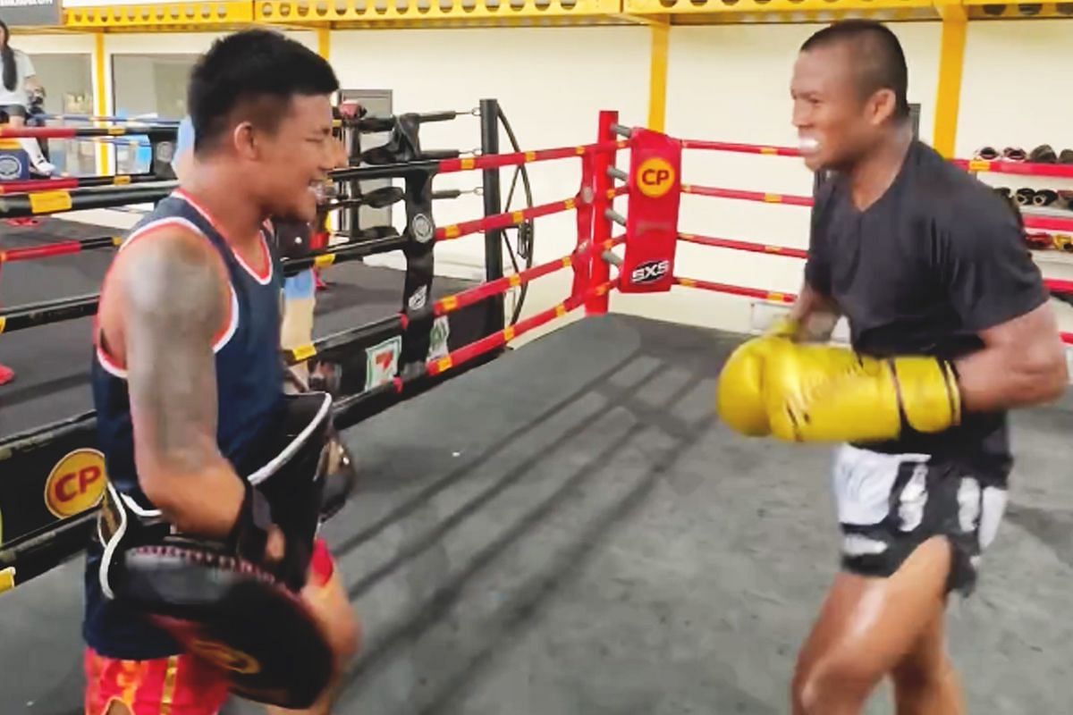 Rodtang (left) and Buakaw (right).