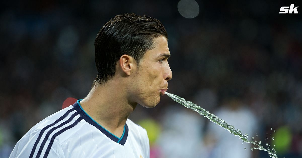 Cristiano Ronaldo carb rinses to keep energy levels up.