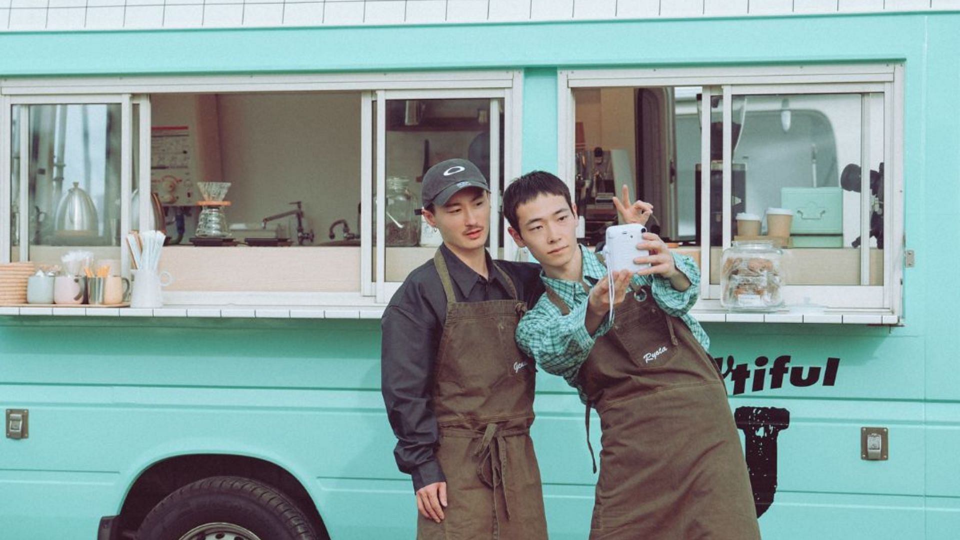 Gensei and Ryota in front of The Boyfriend coffee truck Brewtiful U (Image Via X/@netflixjp) 