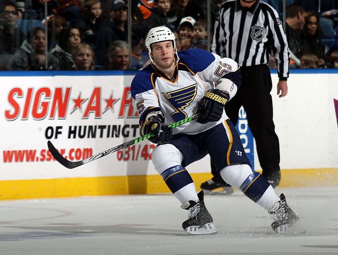 Ex-NHLer Cam Janssen slams female Secret Service agents scrambling after Donald Trump's assassination attempt