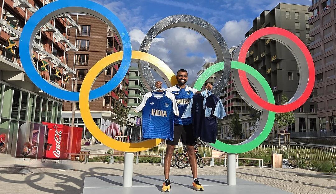 PR Sreejesh with his first and last jerseys. (Image via Instagram/PR Sreejesh)