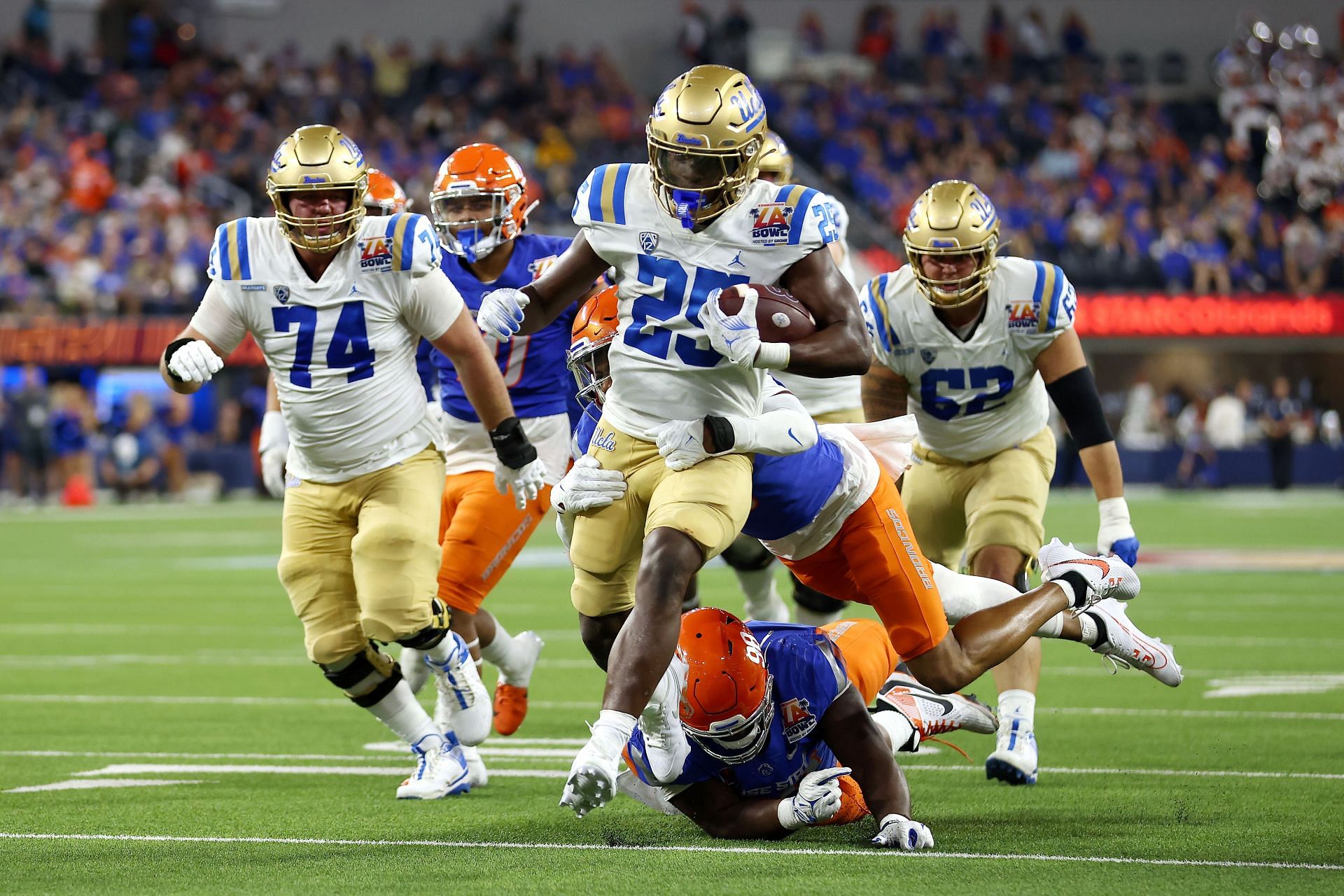 Starco Brands LA Bowl Hosted By Gronk - UCLA v Boise State - Source: Getty