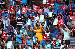 [Watch] When a female fan sprinted to kiss an Indian cricketer after he completed a half-century in a Test match