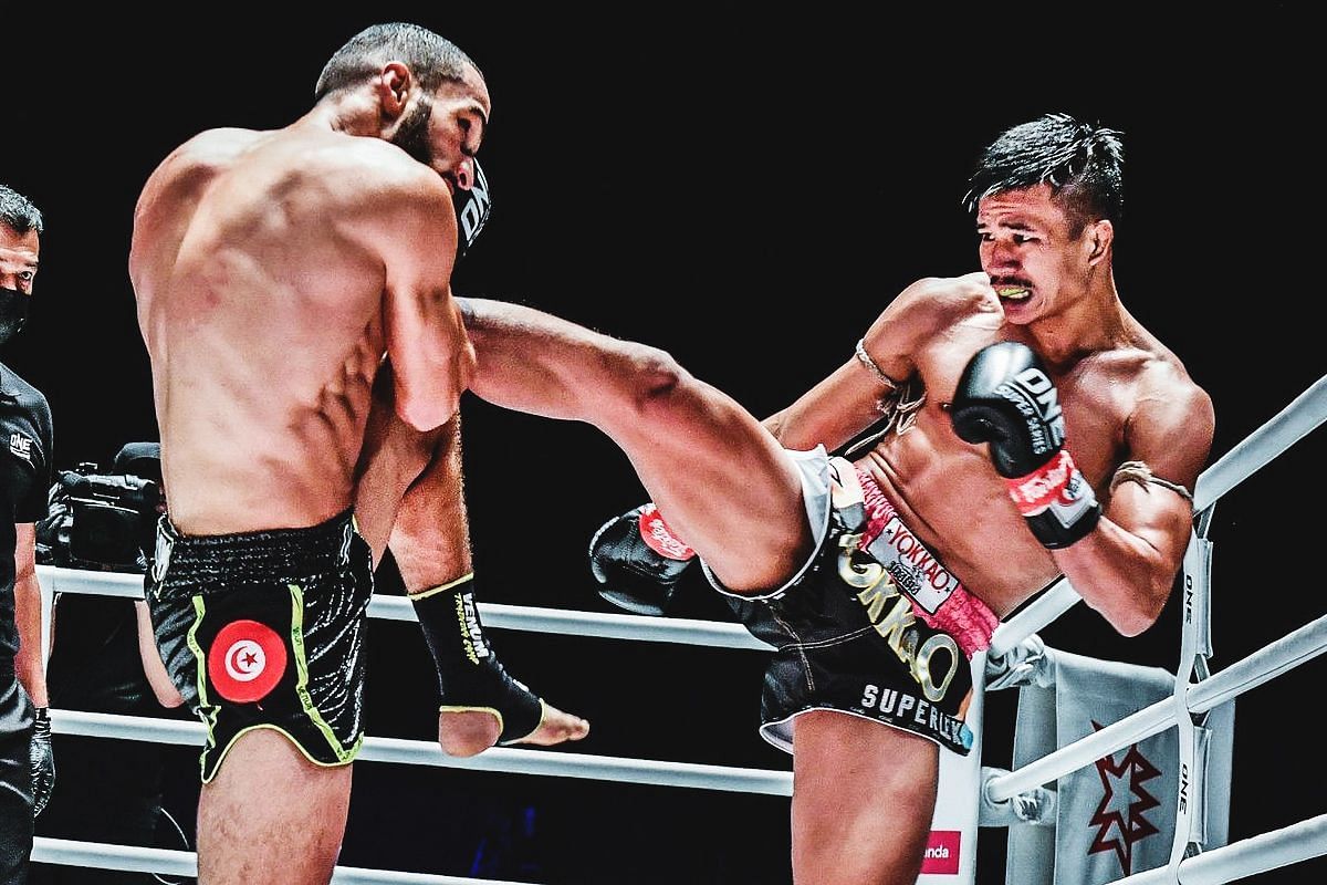 Superlek pulled off a strong performance against Fahdi Khaled in 2020. [Photo via: ONE Championship]