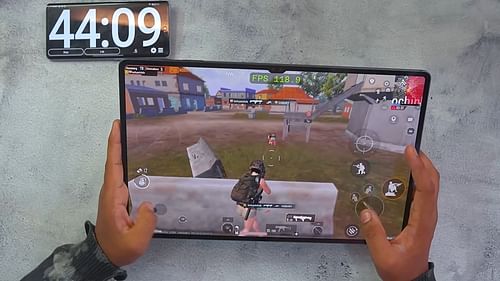 Most tablets with the Snapdragon chip can run the game at high framerates (Image via YouTube/@Gaming Pathshala)