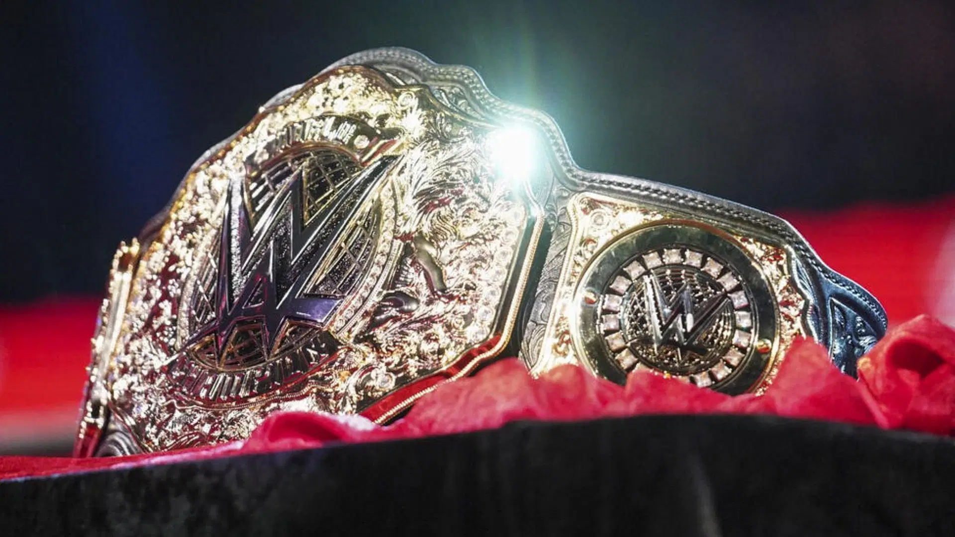 3-time World Champion comments on HOF induction! [Image credit: WWE.com]