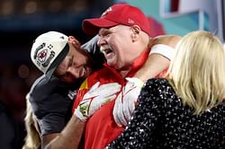 Andy Reid explains why Chiefs TE's relationship with Taylor Swift is smooth sailing: "Travis Kelce can be the waterboy"