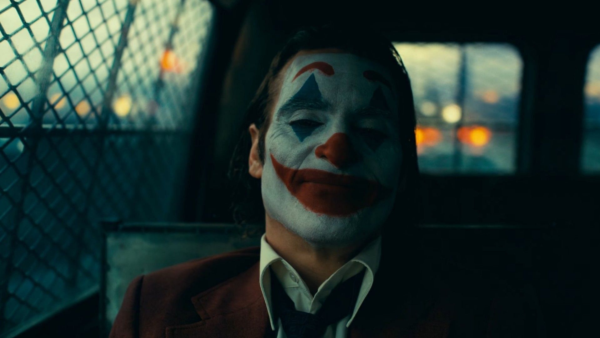 Joaquin Phoenix as Arthur Fleck / Joker (Image via Warner Bros. Pictures)