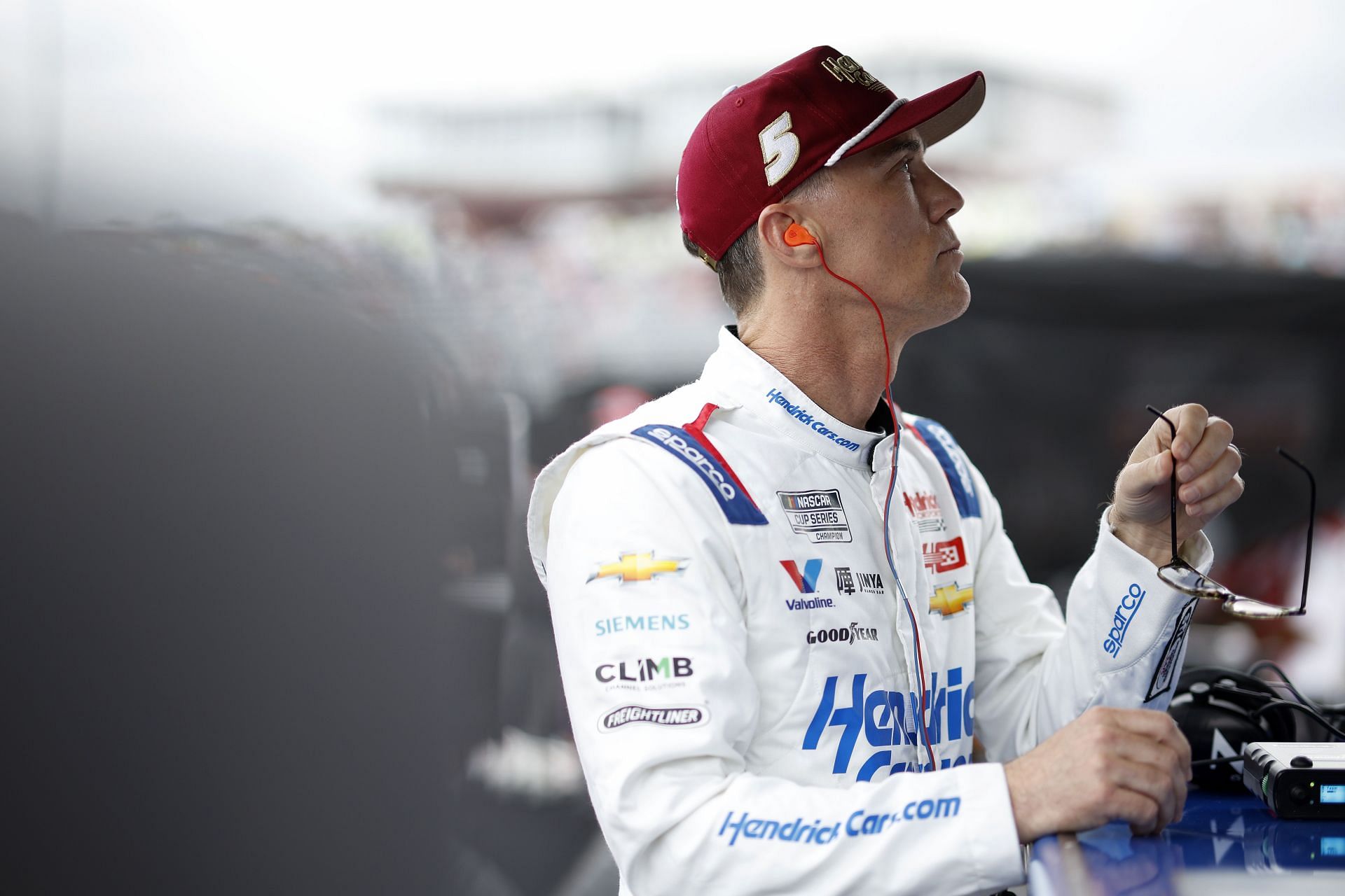 Kevin Harvick picks parttime Cup race driver as favorite to win the