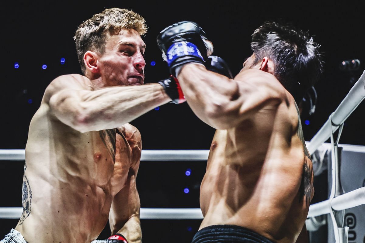 Top bantamweight Muay Thai contenders Nico Carrilo and Saemapetch Fairtex at ONE Fight Night 23